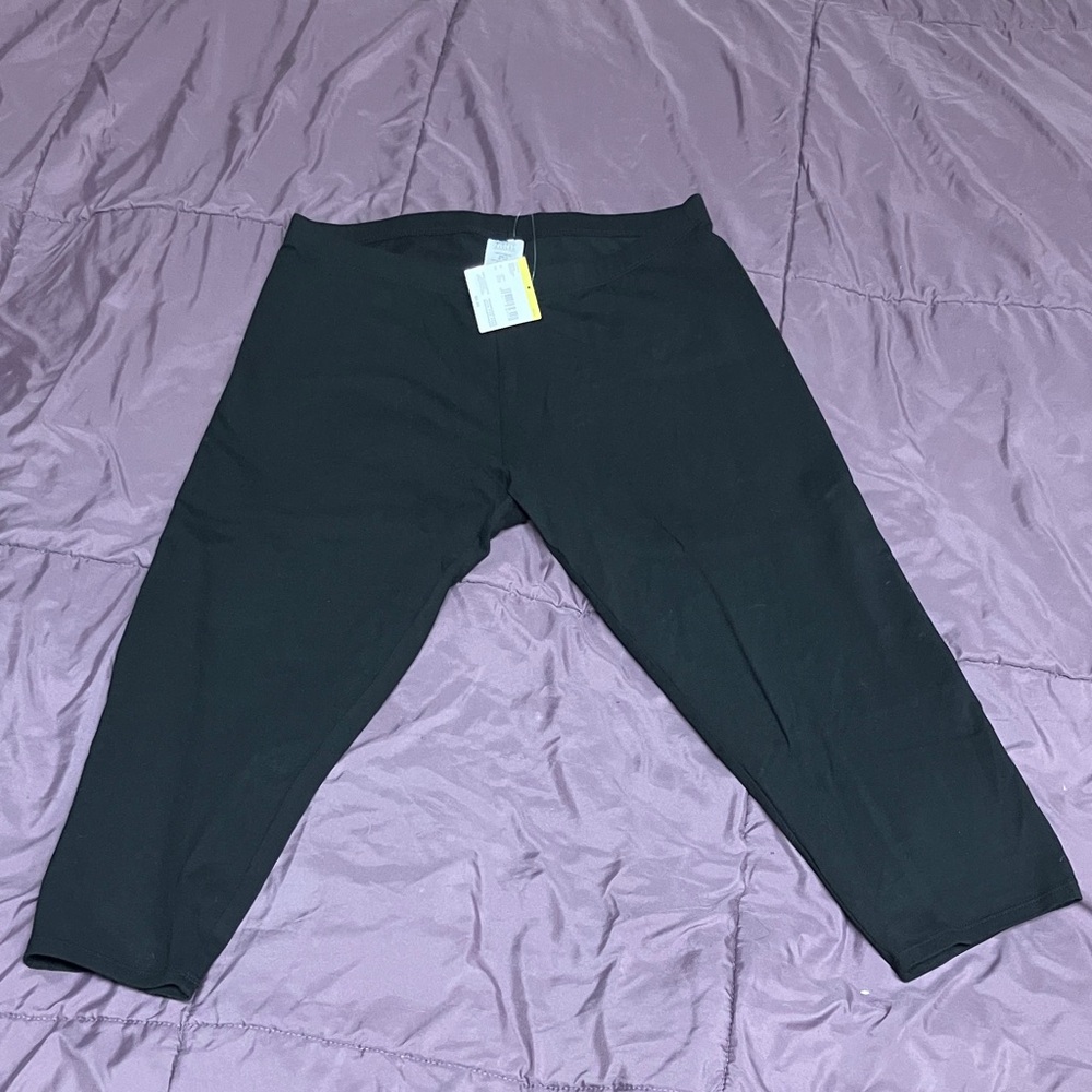 Soft cotton capri pants